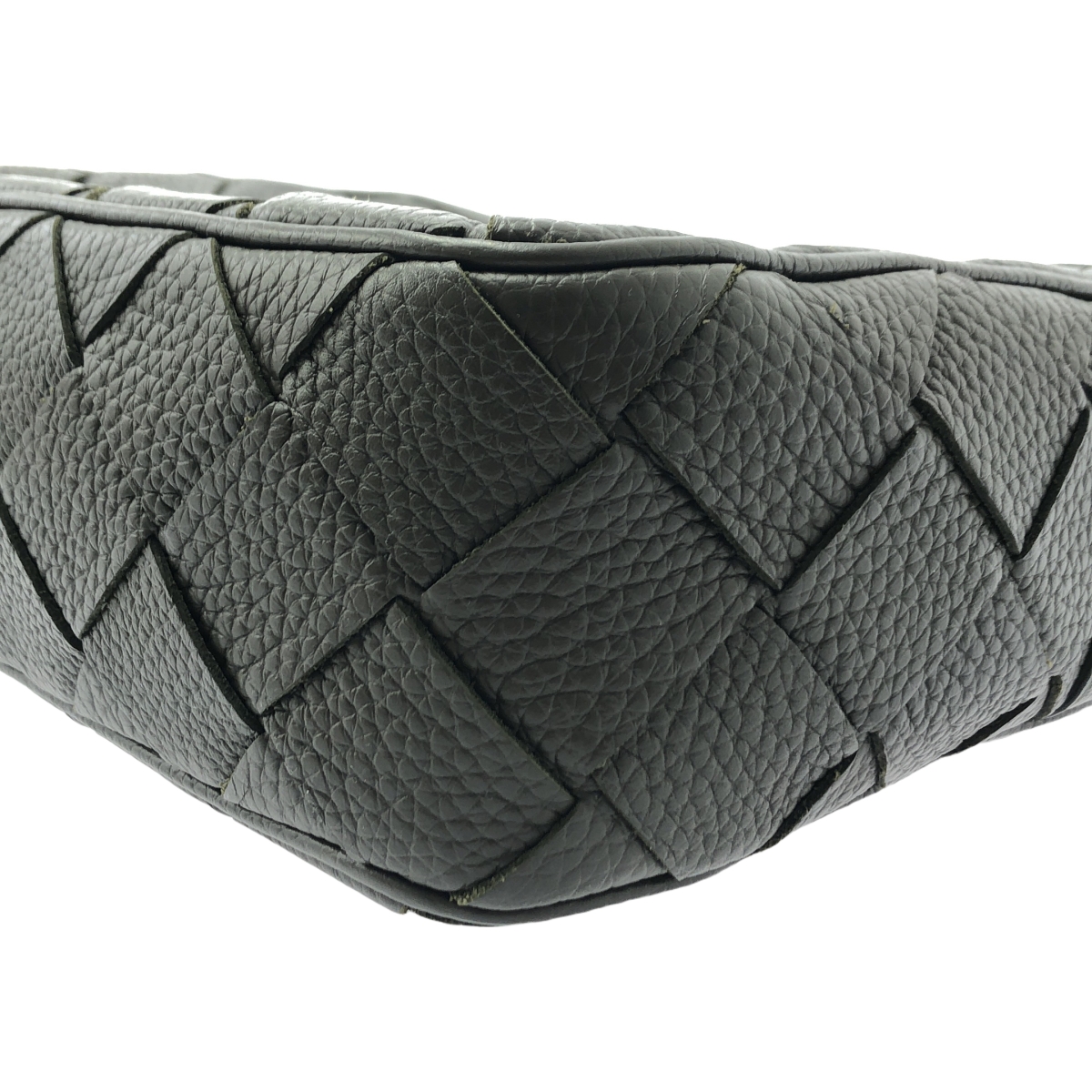 BOTTEGA VENETA / ボッテガヴェネタ Intrecciato Medium Shoulder Bag イントレチャート レザー ミディアム ショルダーバッグ