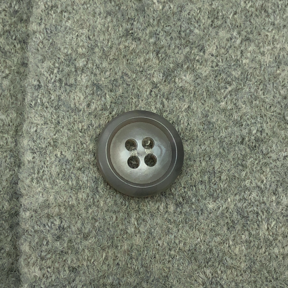 evam eva / エヴァムエヴァ プレスウールノーカラーポンチョ コート