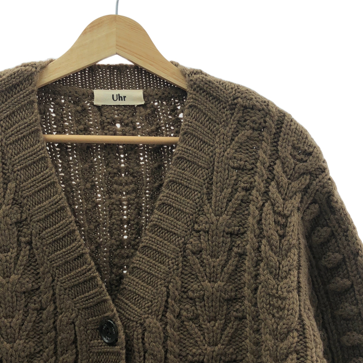 Uhr / ウーア Cable V-neck Cardigan / ケーブル ニット カーディガン