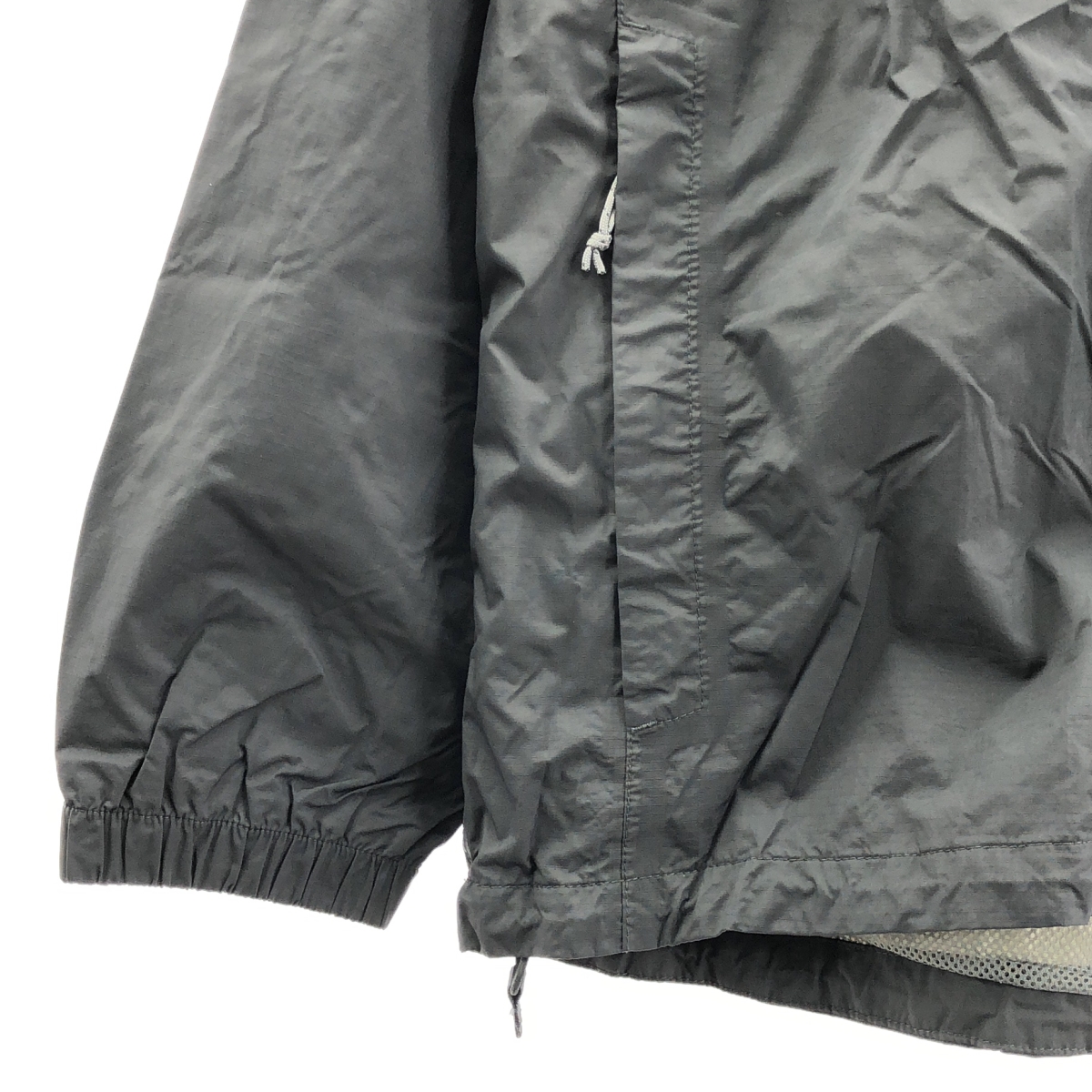 THE NORTH FACE / ザノースフェイス SanDisk 企業ロゴ刺しゅう HYVENT ナイロン マウンテンパーカー