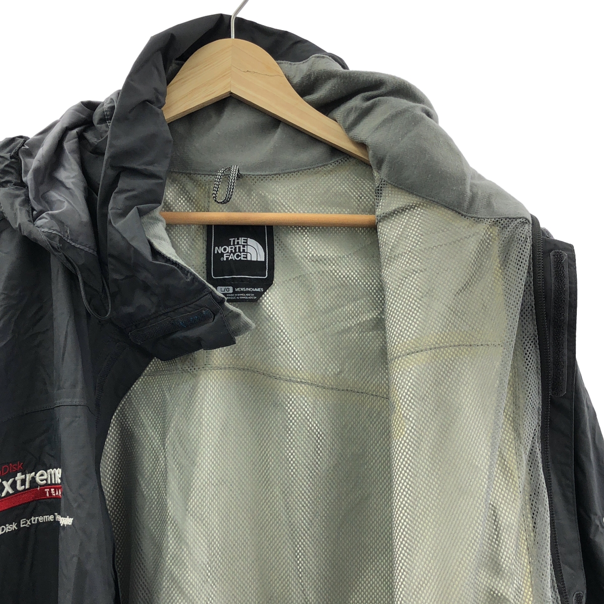 THE NORTH FACE / ザノースフェイス SanDisk 企業ロゴ刺しゅう HYVENT ナイロン マウンテンパーカー