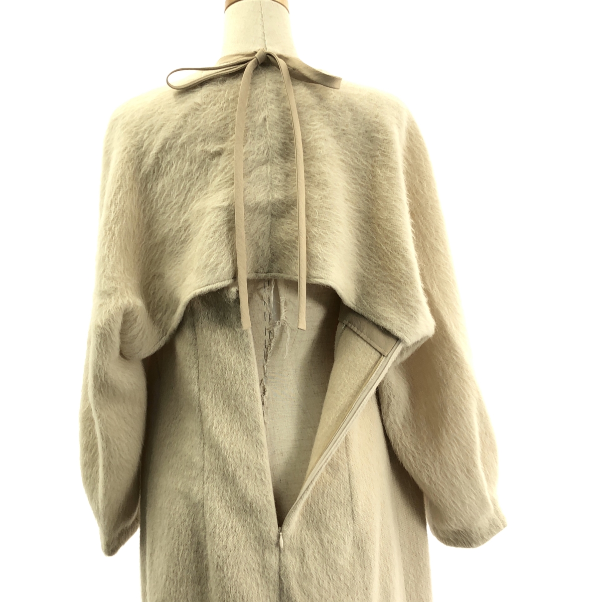 AKANE UTSUNOMIYA / アカネウツノミヤ ウール バックオープン ワンピース