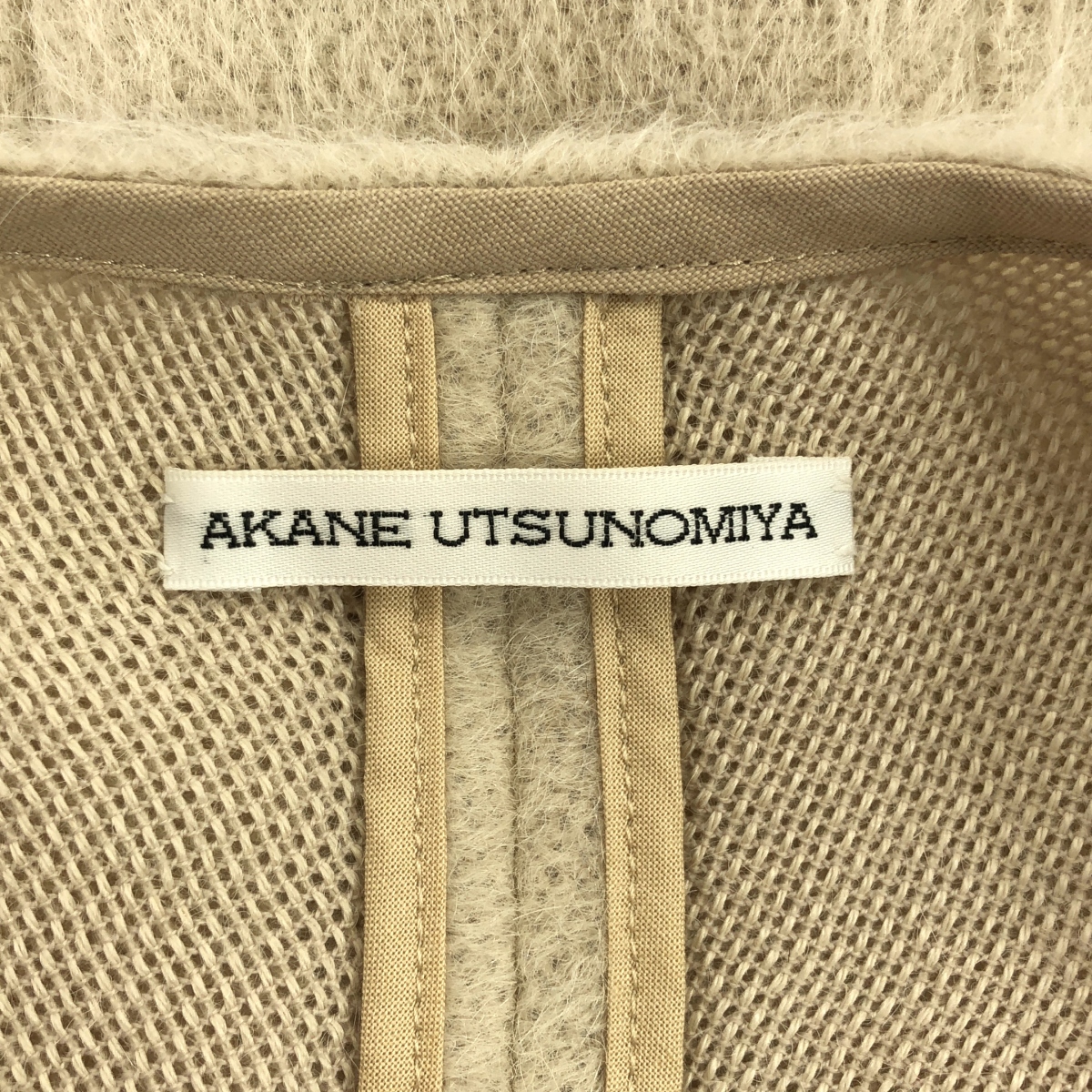 AKANE UTSUNOMIYA / アカネウツノミヤ ウール バックオープン ワンピース