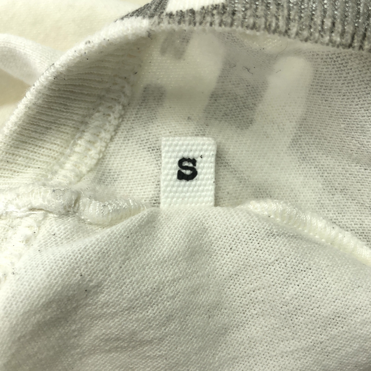 Maison Martin Margiela / メゾンマルタンマルジェラ Vネック エイズ Tシャツ