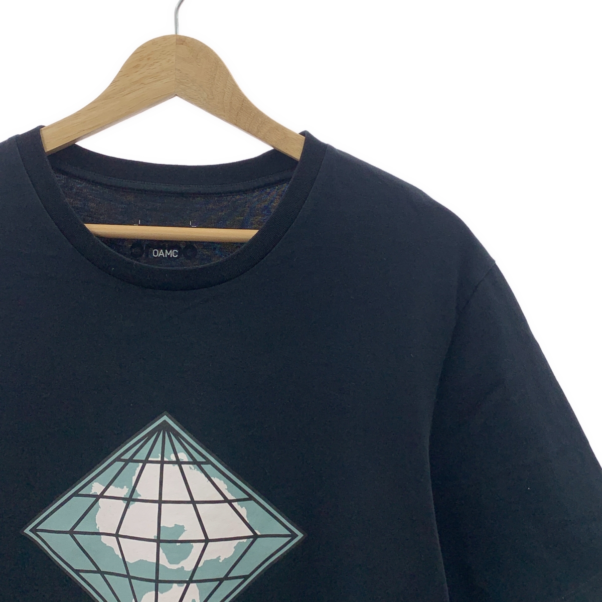 OAMC / オーエーエムシー CELSIAN T SHIRT セルシアン プリント Tシャツ