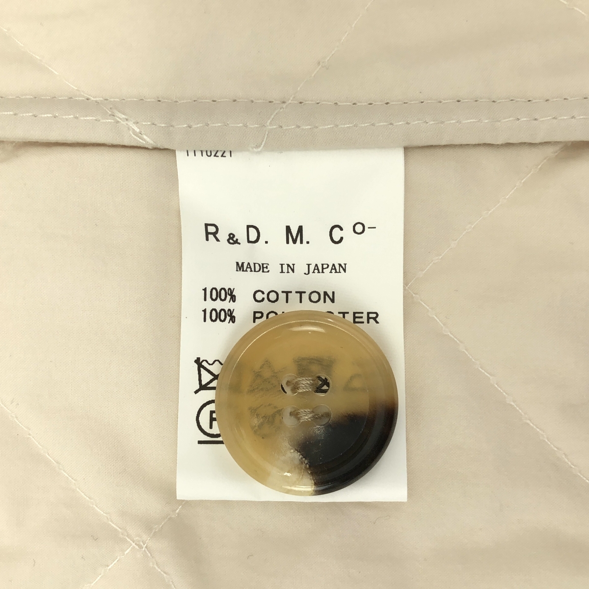 R & D.M.Co- / オールドマンズテーラー QUILTING DOUBLE BUTTON COAT キルティング ダブルボタン ノーカラーコート