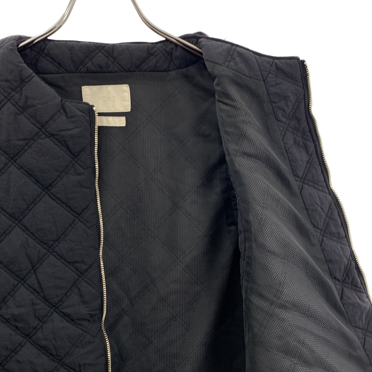 YOKE / ヨーク QUILTING PADDED VEST キルティングパデッドベスト