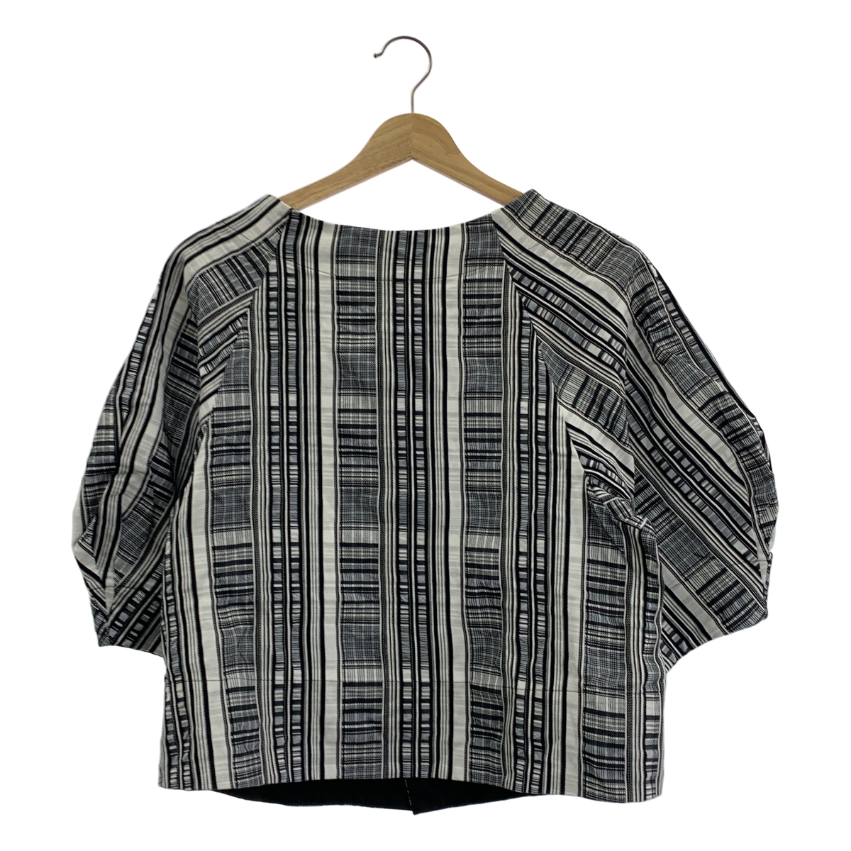 ADORE / アドーア