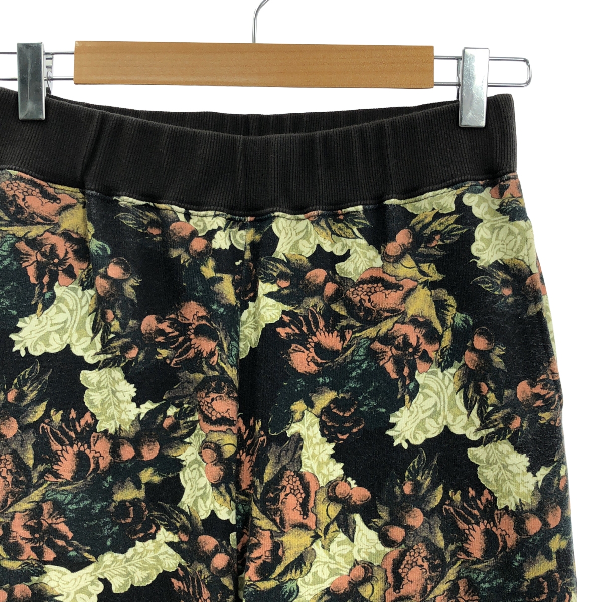 FUMIE=TANAKA / フミエタナカ 総柄 プリント スウェットパンツ