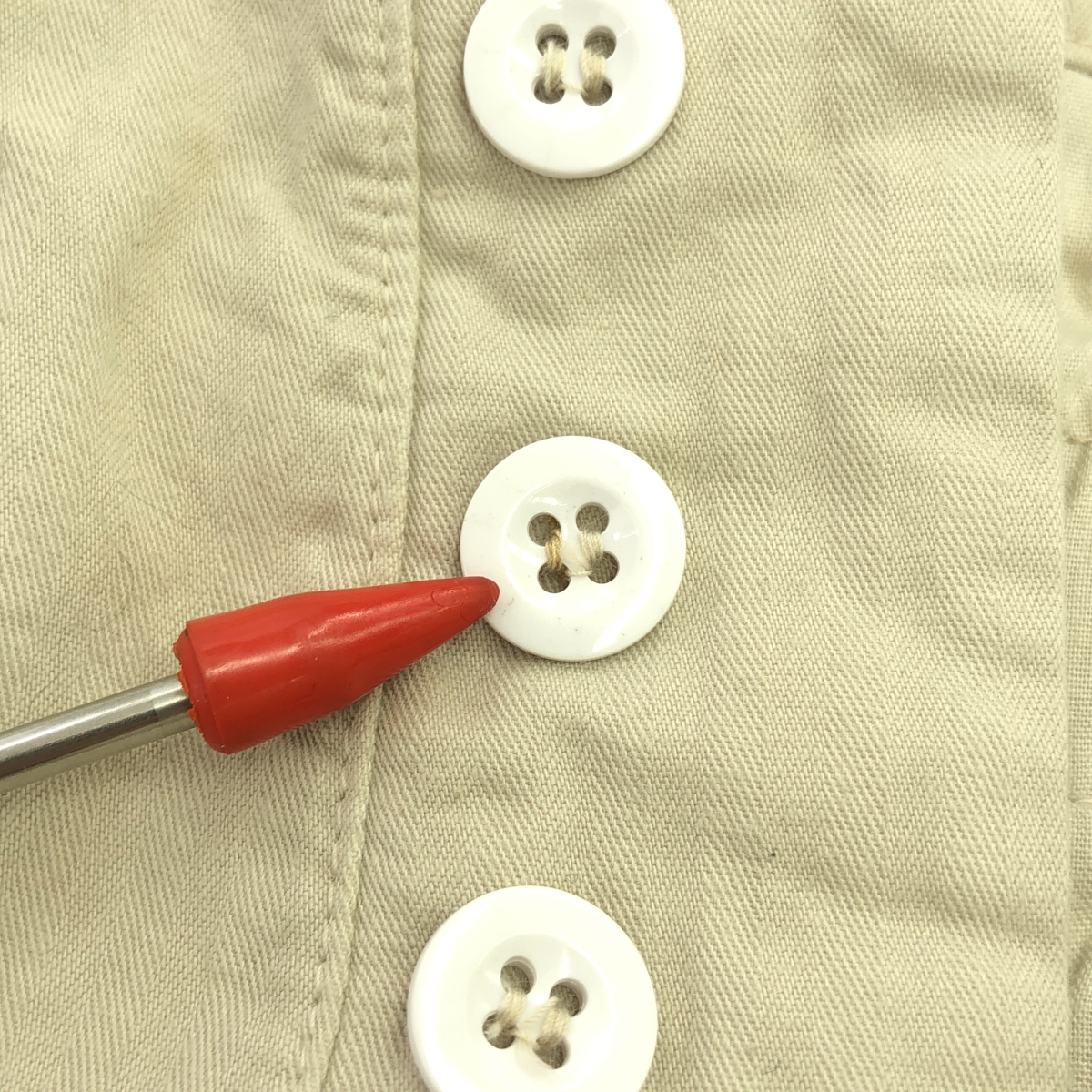 Yarmo / ヤーモ サスペンダーボタン付 コットン ヘリンボーン パンツ