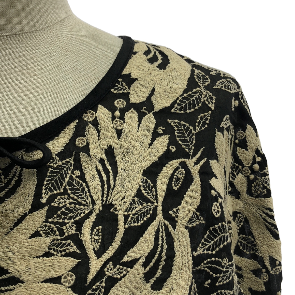 mina perhonen / ミナペルホネン carnival  エンブロイダリー プルオーバーブラウス シャツ