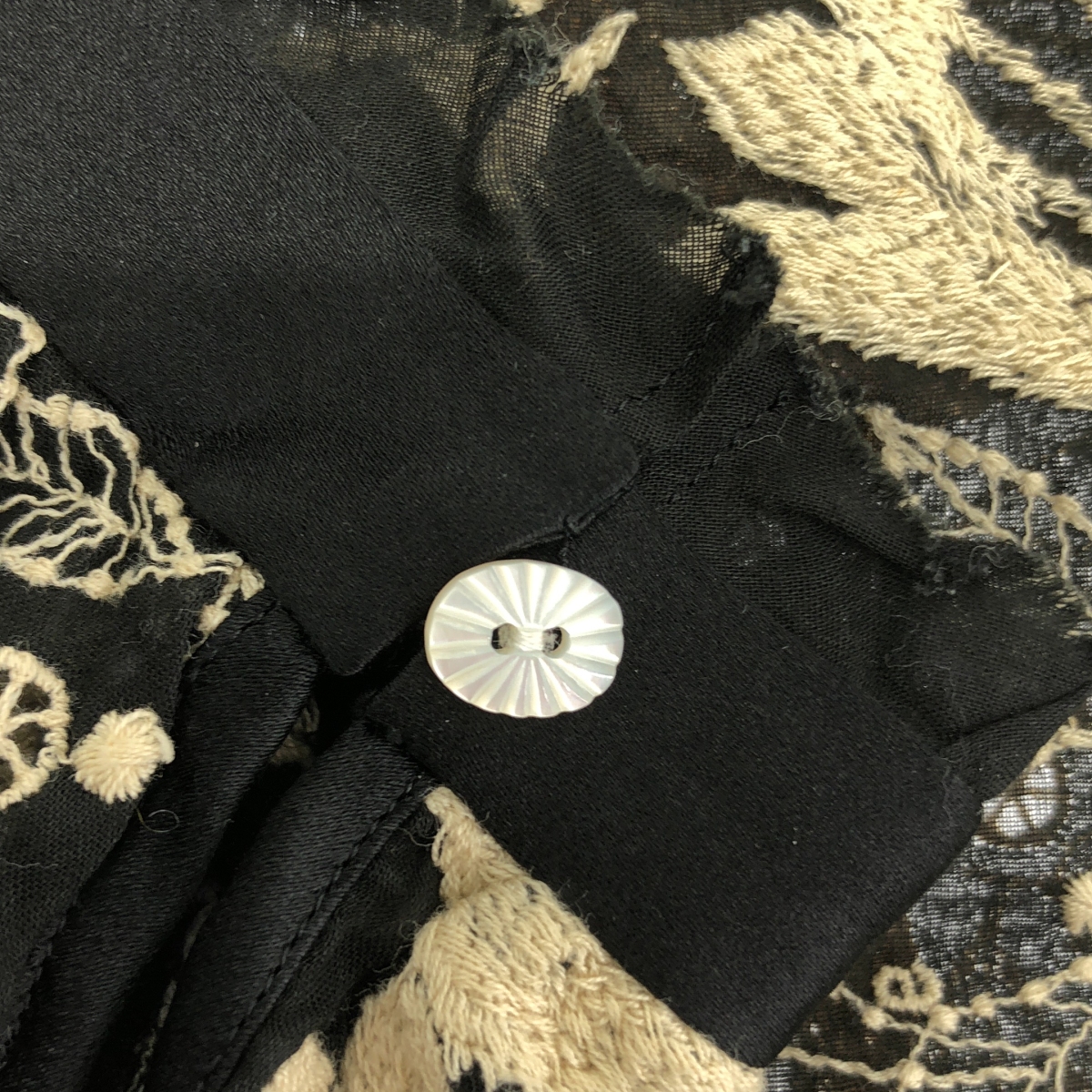 mina perhonen / ミナペルホネン carnival  エンブロイダリー プルオーバーブラウス シャツ