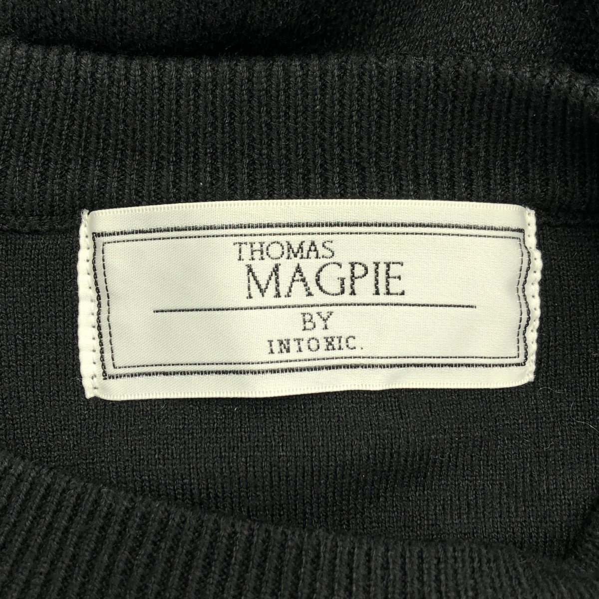 Thomas magpie / トーマスマグパイ ロゴ クルーネック ニット