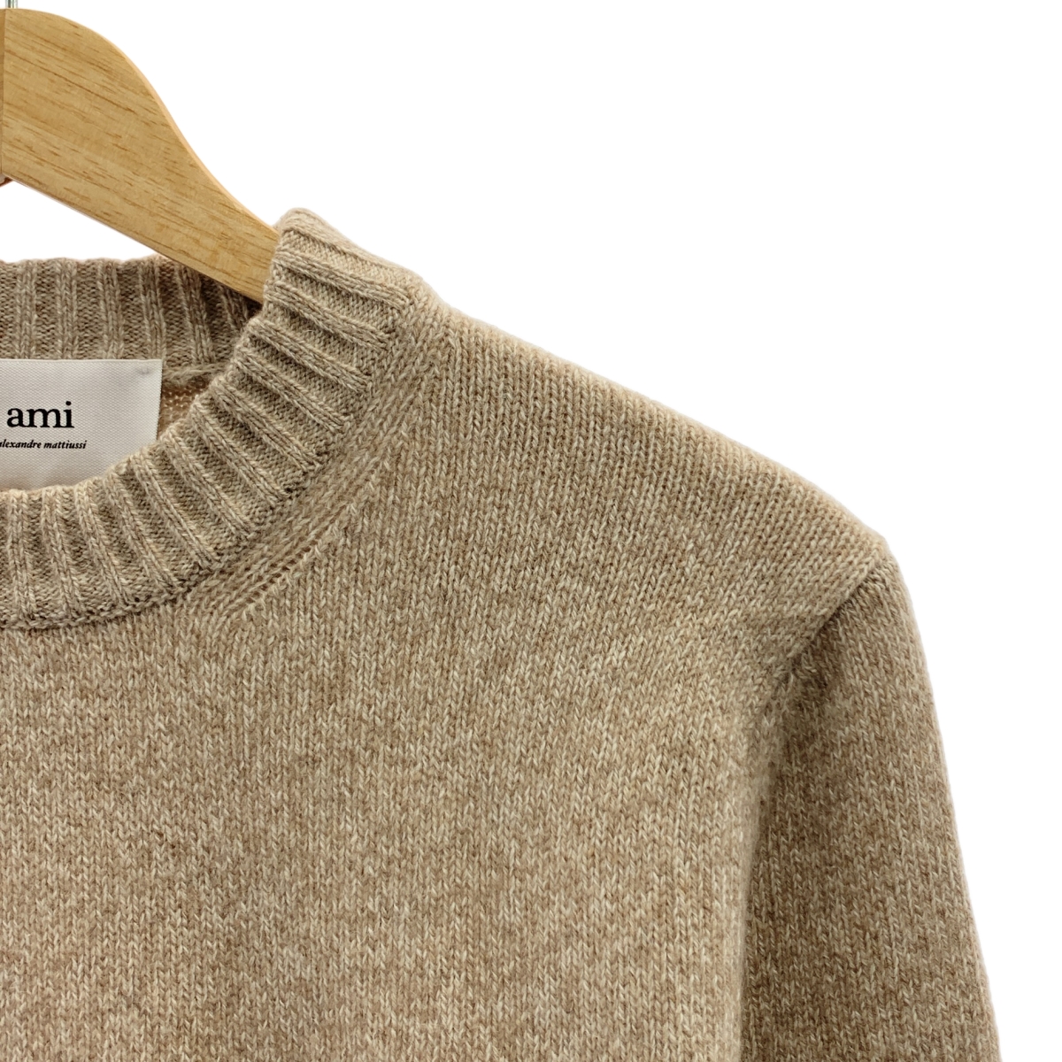 AMI Alexandre Mattiussi / アミ・アレクサンドルマテュッシ ワンポイントロゴ ニット セーター