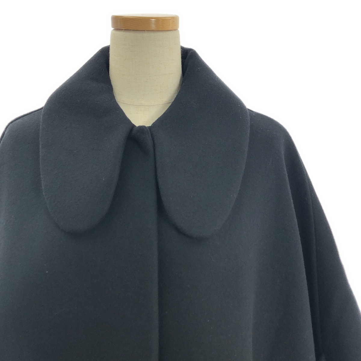 Simone Rocha / シモーネロシャ ウール ラウンドカラー ケープコート