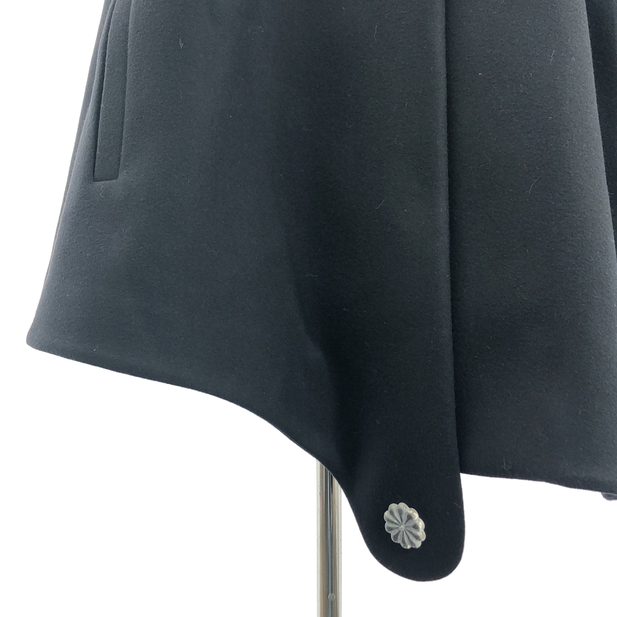 Simone Rocha / シモーネロシャ ウール ラウンドカラー ケープコート