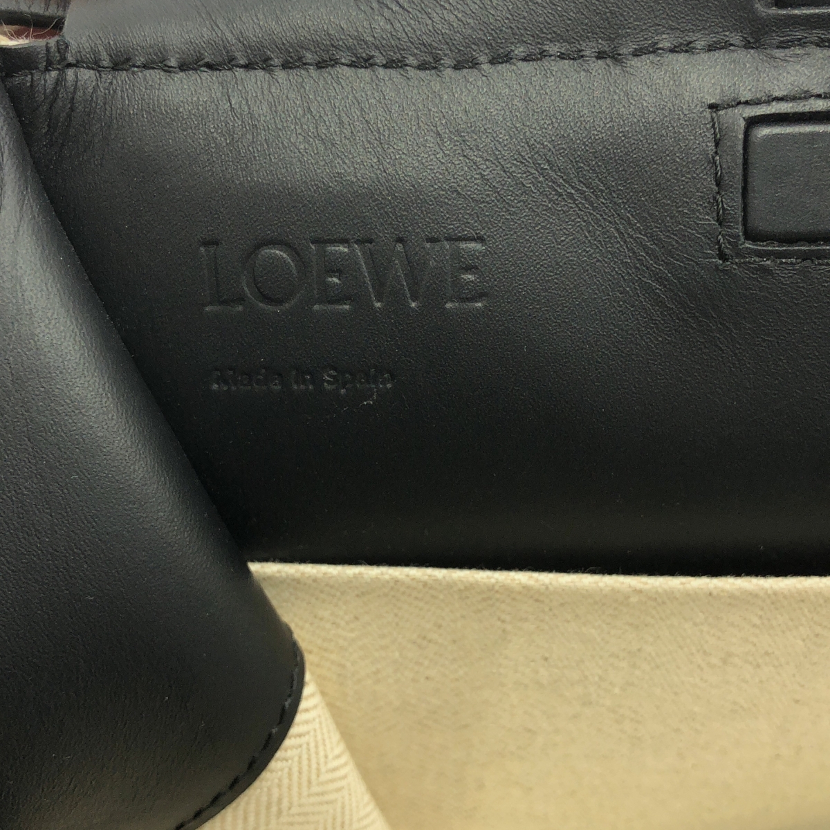 LOEWE / ロエベ ウィリアム・デ・モーガン フラワー刺しゅう クッショントートバッグ ラージ