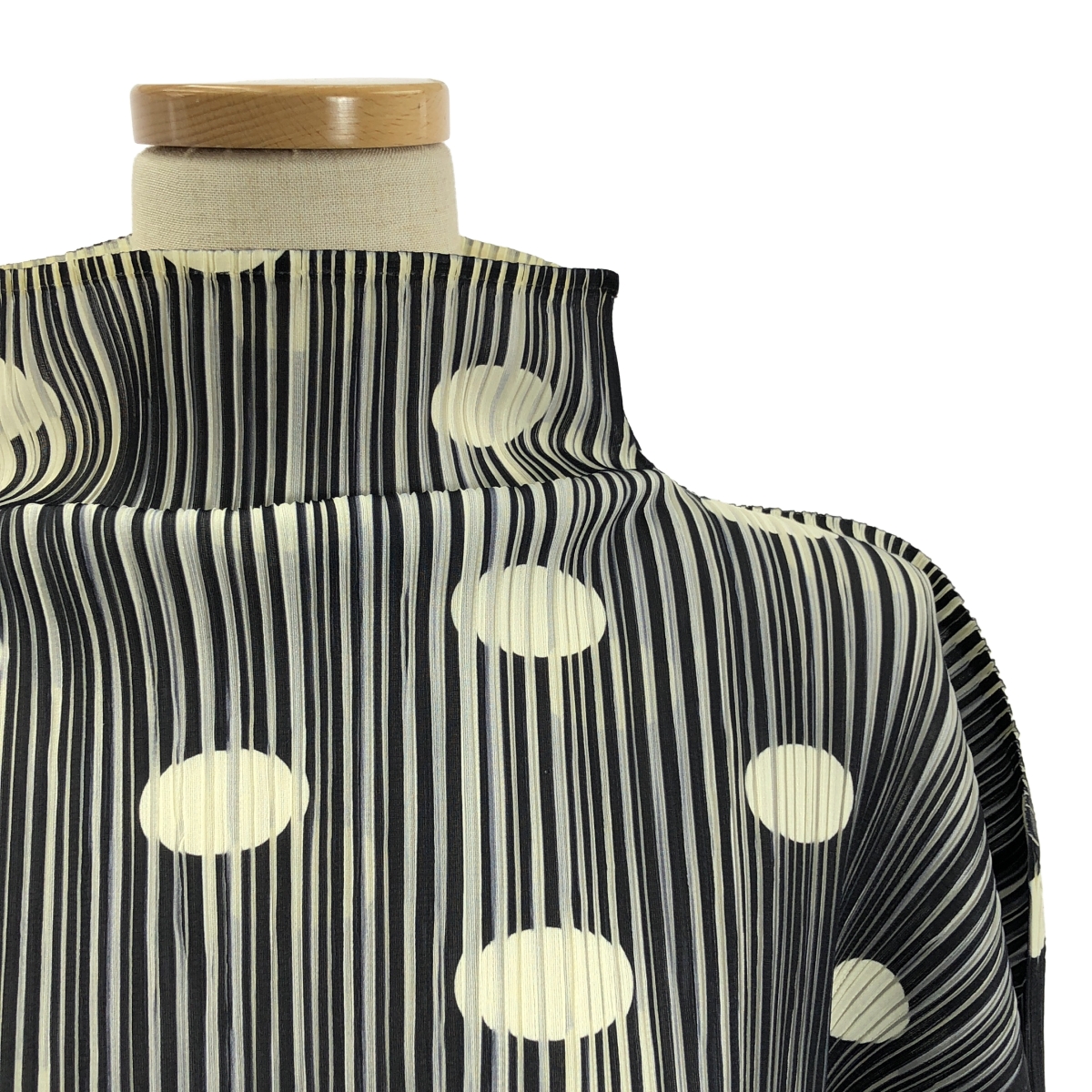 PLEATS PLEASE ISSEY MIYAKE / プリーツプリーズイッセイミヤケ ドット ハイネック プルオーバー