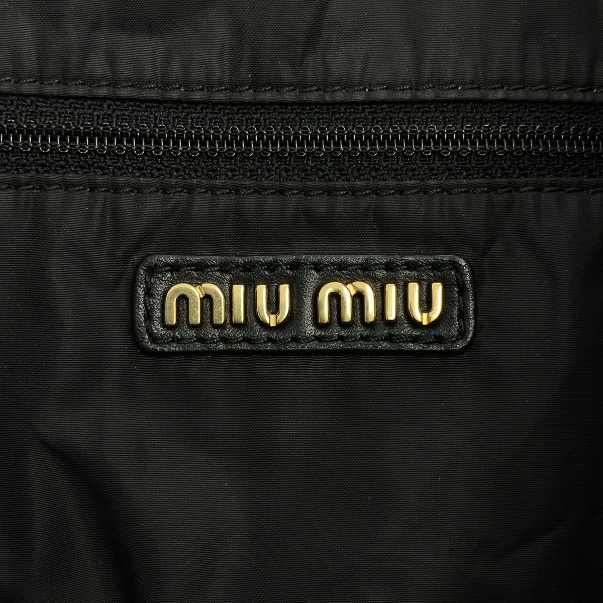 miu miu / ミュウミュウ Leather Hobo Bag レザー ホーボー バッグ