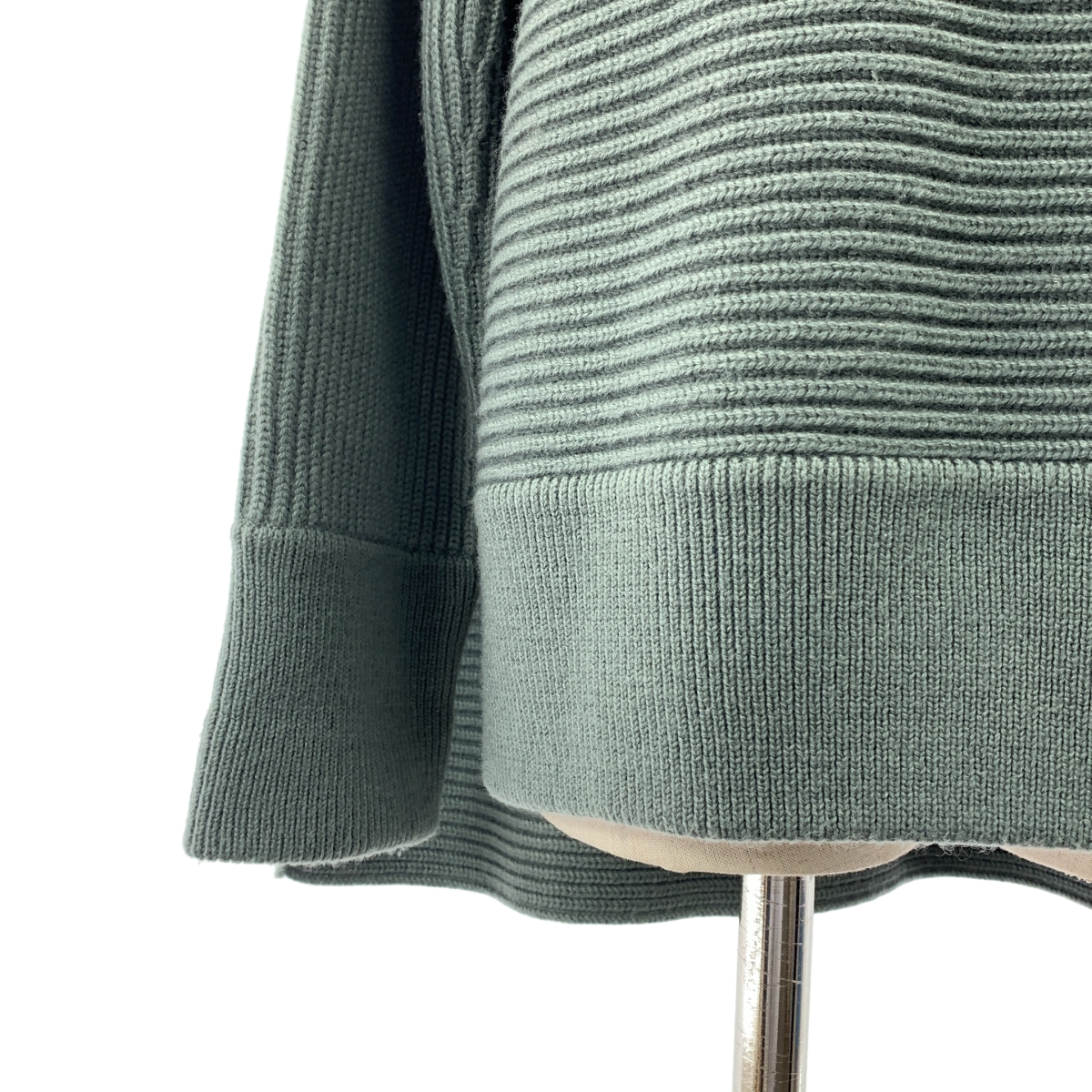 FUMIKA UCHIDA / フミカウチダ リブ ハイネック スリット ニット