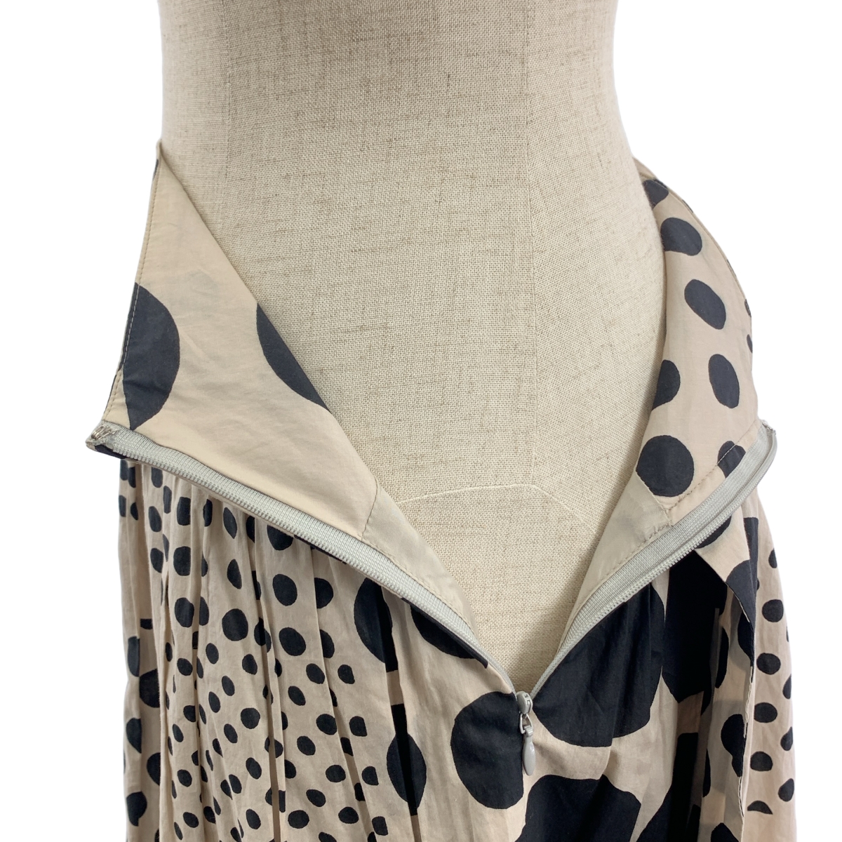 mina perhonen / ミナペルホネン universe コットン ドット ギャザースカート