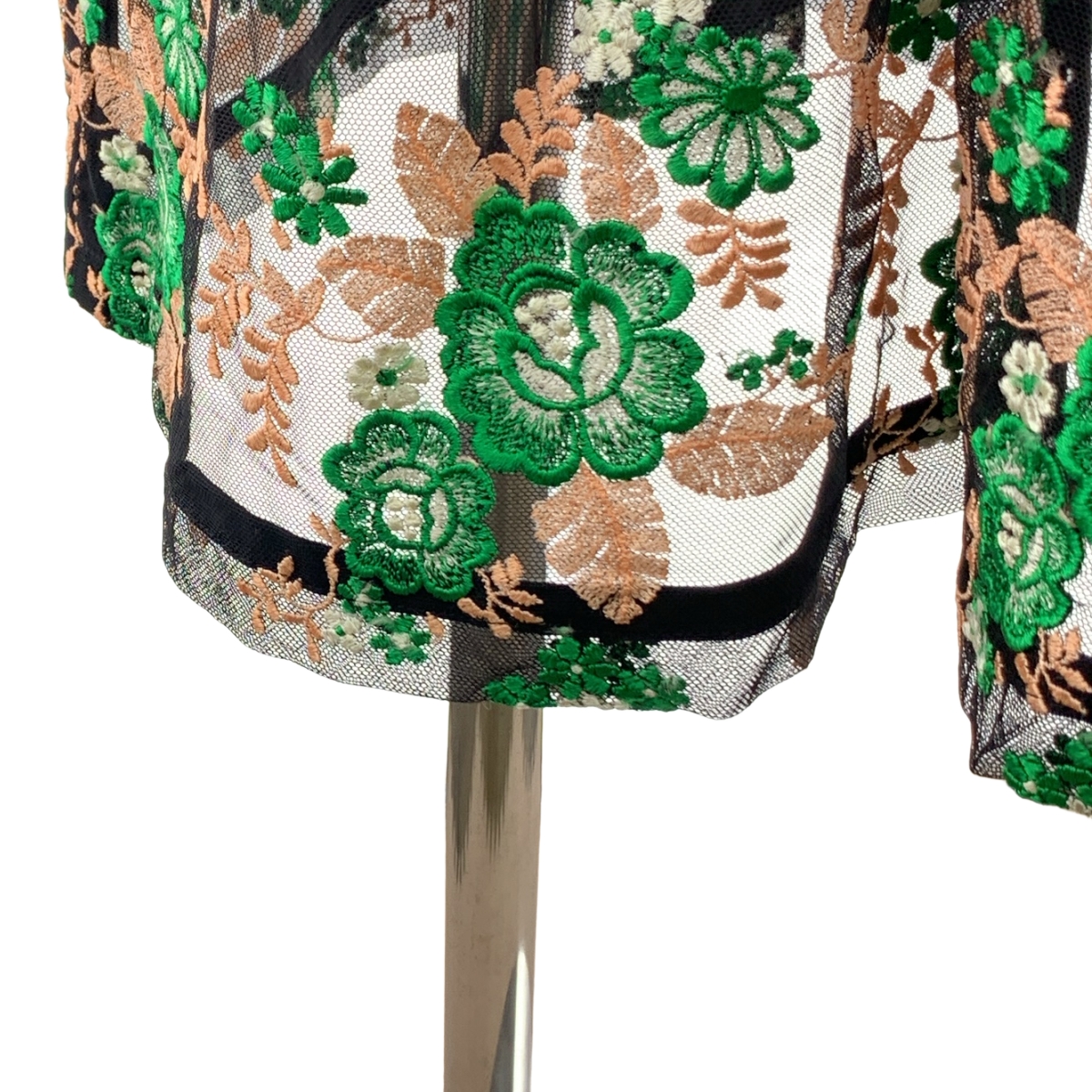 tricot COMME des GARCONS / トリココムデギャルソン フラワー刺しゅう ドローストリング メッシュスカート