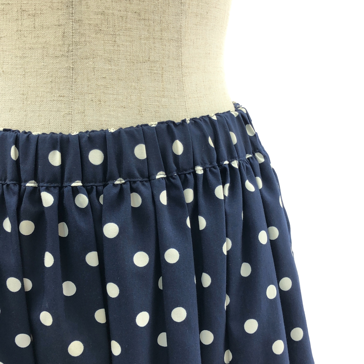 robe de chambre COMME des GARCONS / ローブドシャンブルコムデギャルソン スカラップ ドット ロング イージースカート