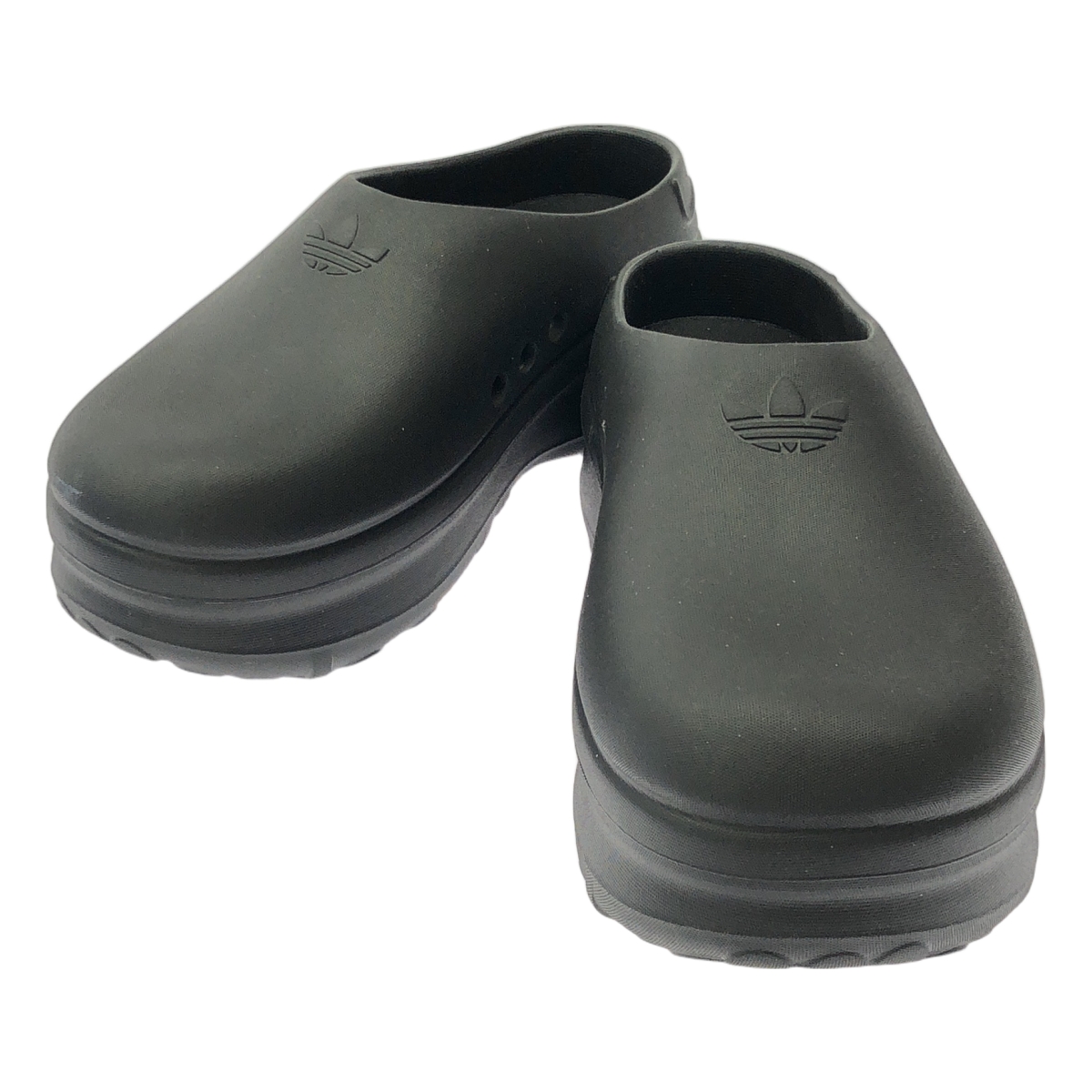 adidas / アディダス