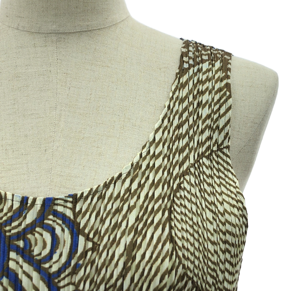 PLEATS PLEASE ISSEY MIYAKE / プリーツプリーズイッセイミヤケ Mass プリーツ ノースリーブトップス