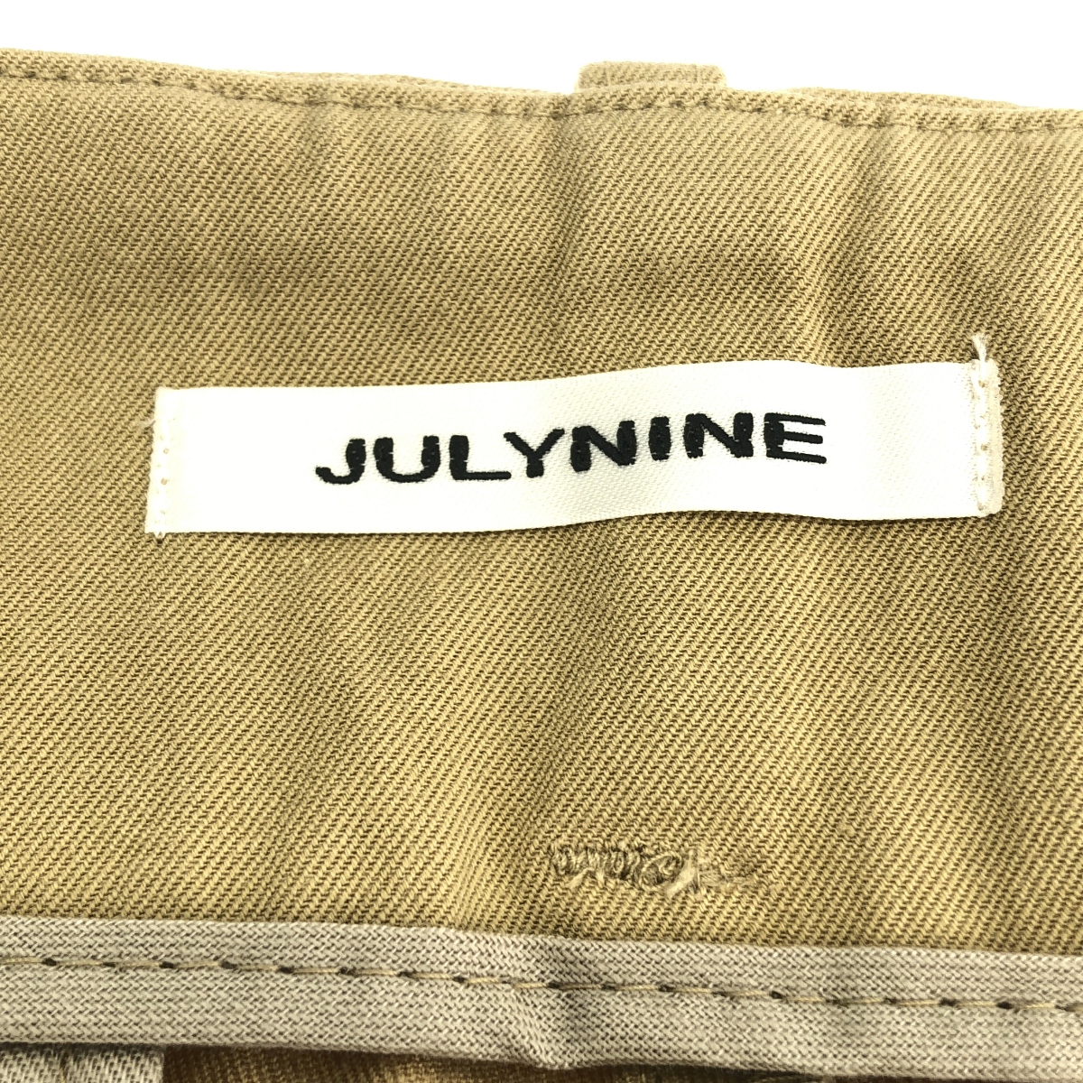 その他 コットン タック チノ ワイドパンツ