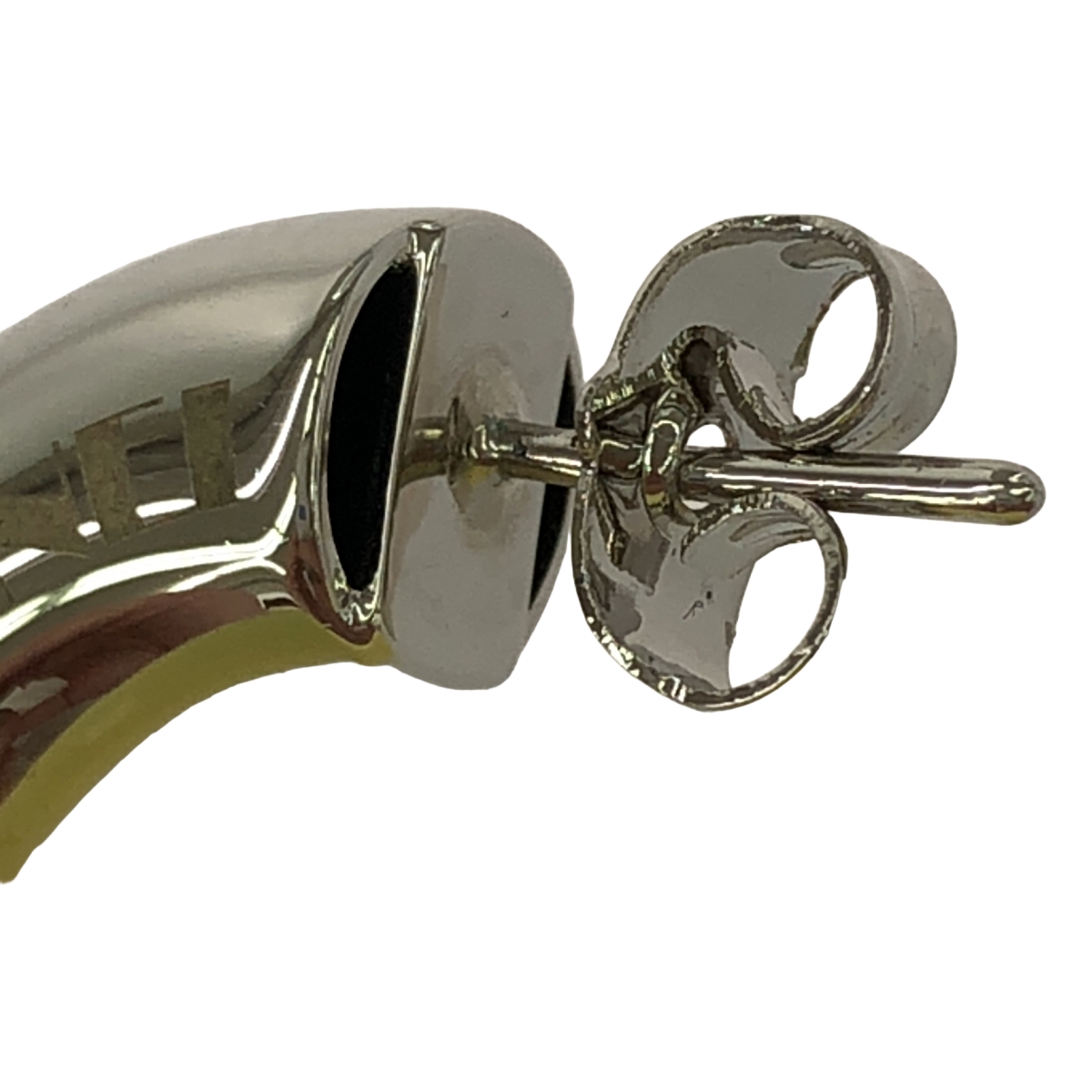 SUNNEI / スンネイ ラバーディテール ロゴ ピアス