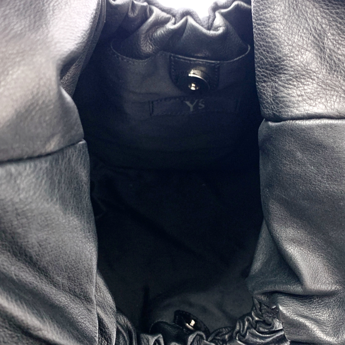 Y's / ワイズヨウジヤマモト 牛革 カウレザー 異素材 切替 ギャザー クラッチ ハンドバッグ