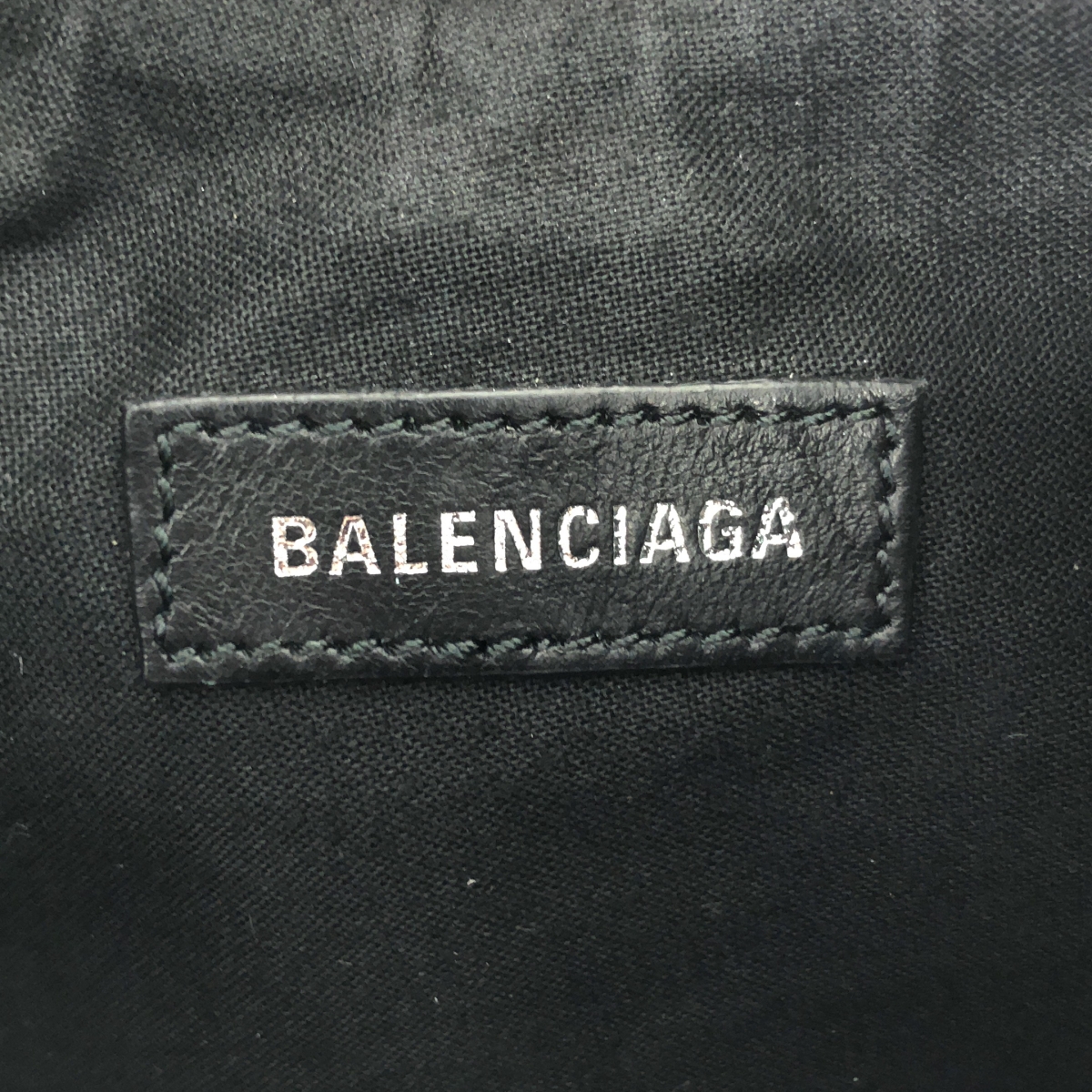 BALENCIAGA / バレンシアガ ル・カゴール XS エナメル ショルダーバッグ
