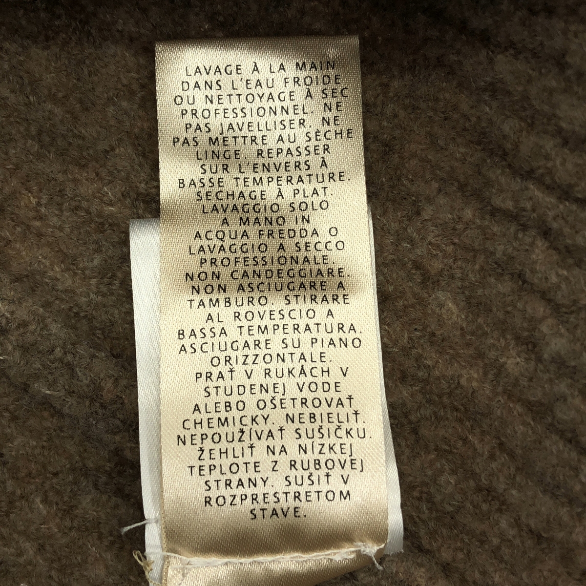 NEHERA / ネヘラ ウール ナイロン Vネック ノースリーブ ロング ニット