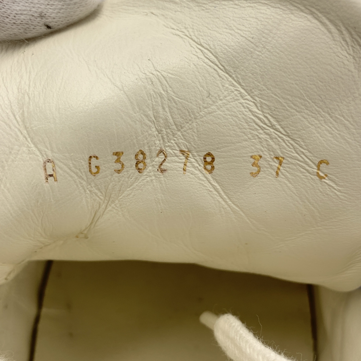 CHANEL / シャネル ココマーク エンブロイダリー ロゴ キルティング スニーカー