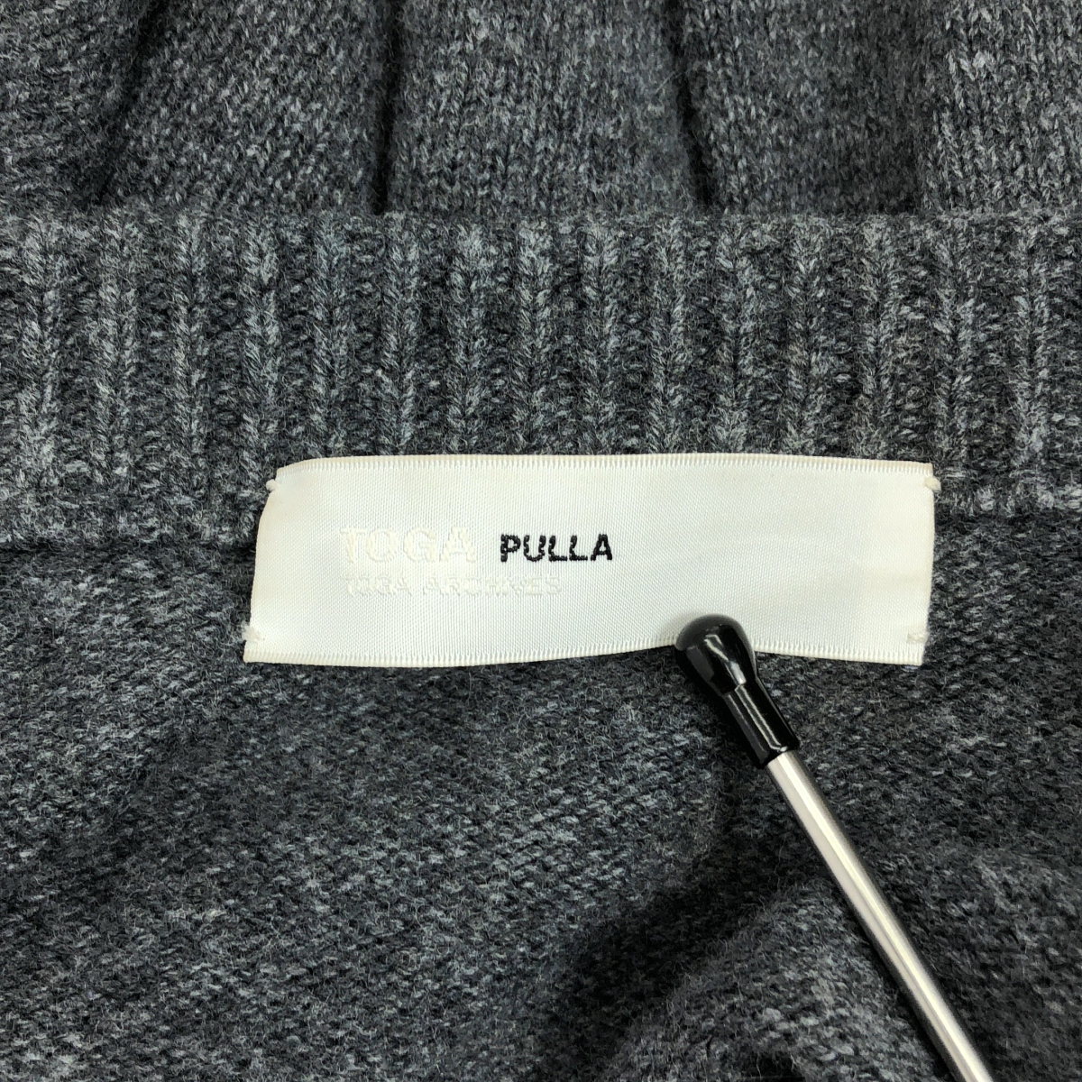 TOGA PULLA / トーガプルラ ビーズ フリンジ ニット カーディガン