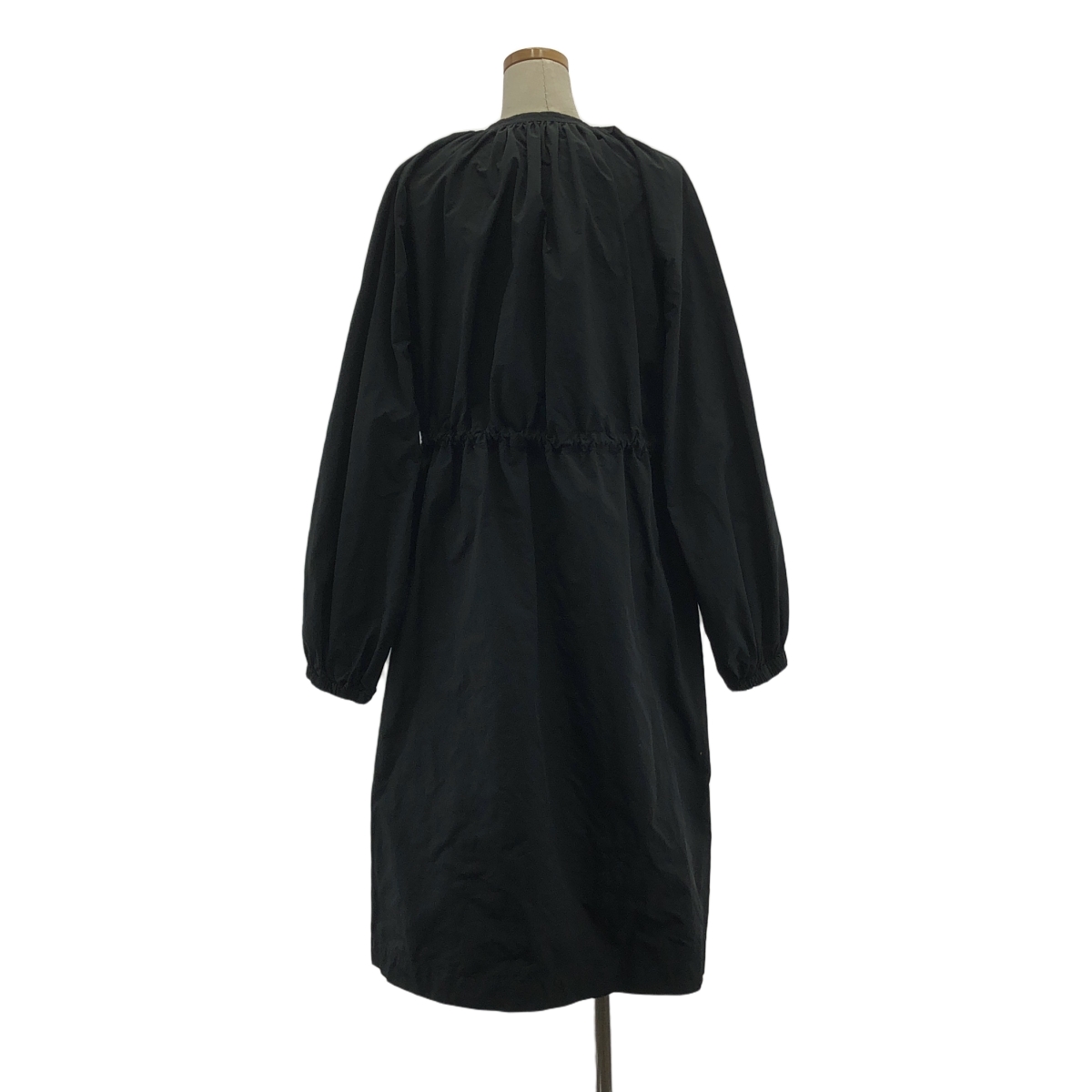 R&D.M.Co / オールドマンズテーラー GARMENT DYE FLY FRONT SMOCK DRESS ナイロン混 ギャザー ワンピース