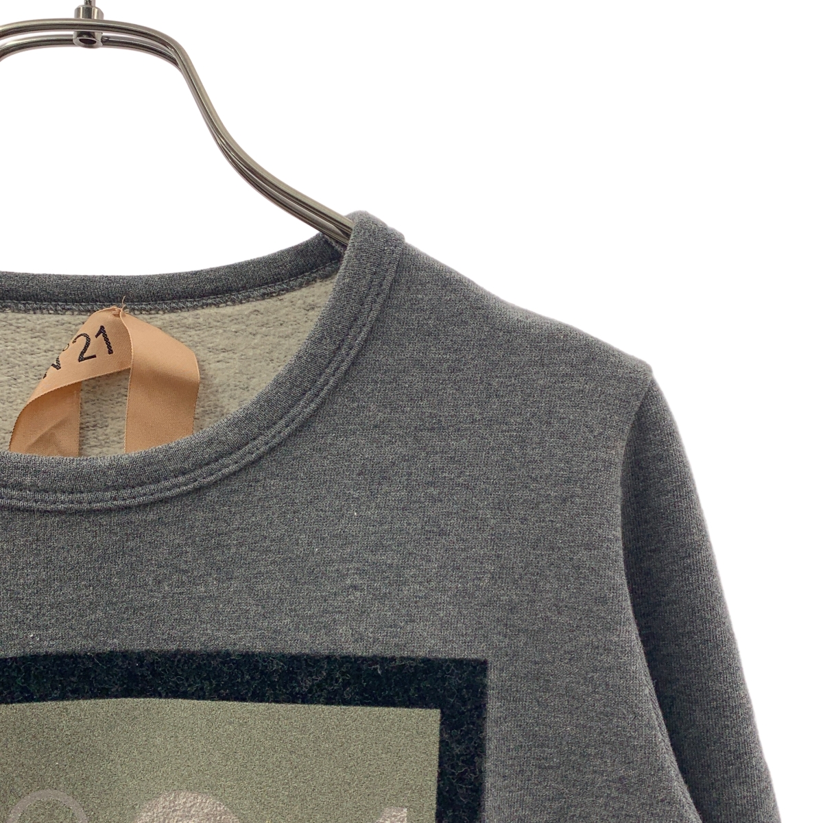 N°21 / ヌメロヴェントゥーノ フロッキー メタリックロゴ スウェット
