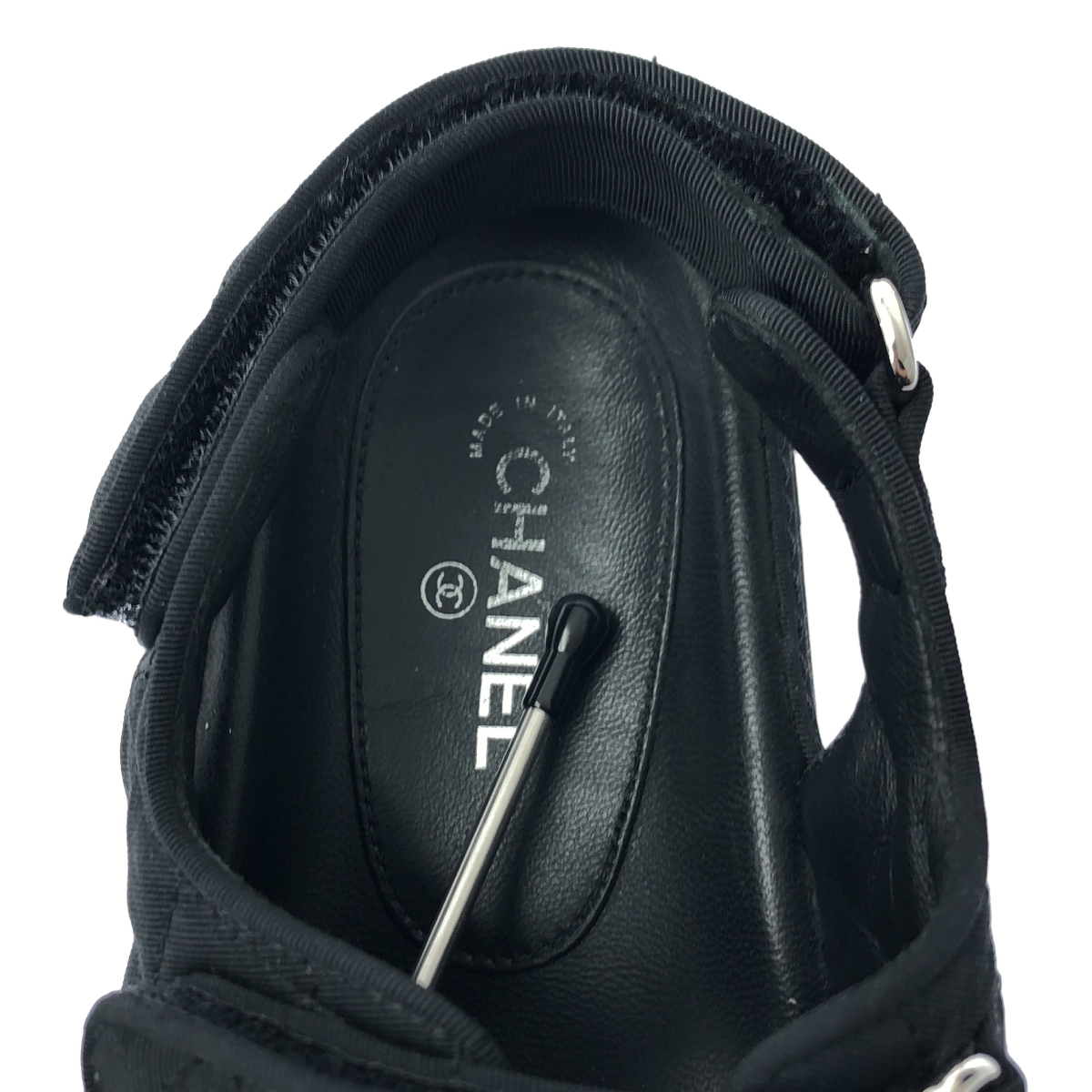 CHANEL / シャネル G31841 / ビジュー ココマーク キルティング フットベッド ベルクロサンダル