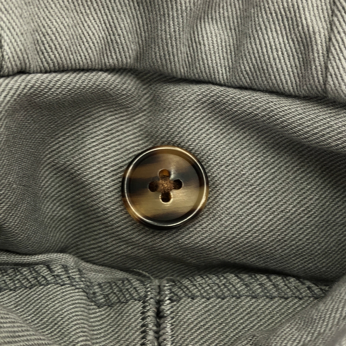 HEUGN / ユーゲン 2タック テーパード トラウザーズ パンツ