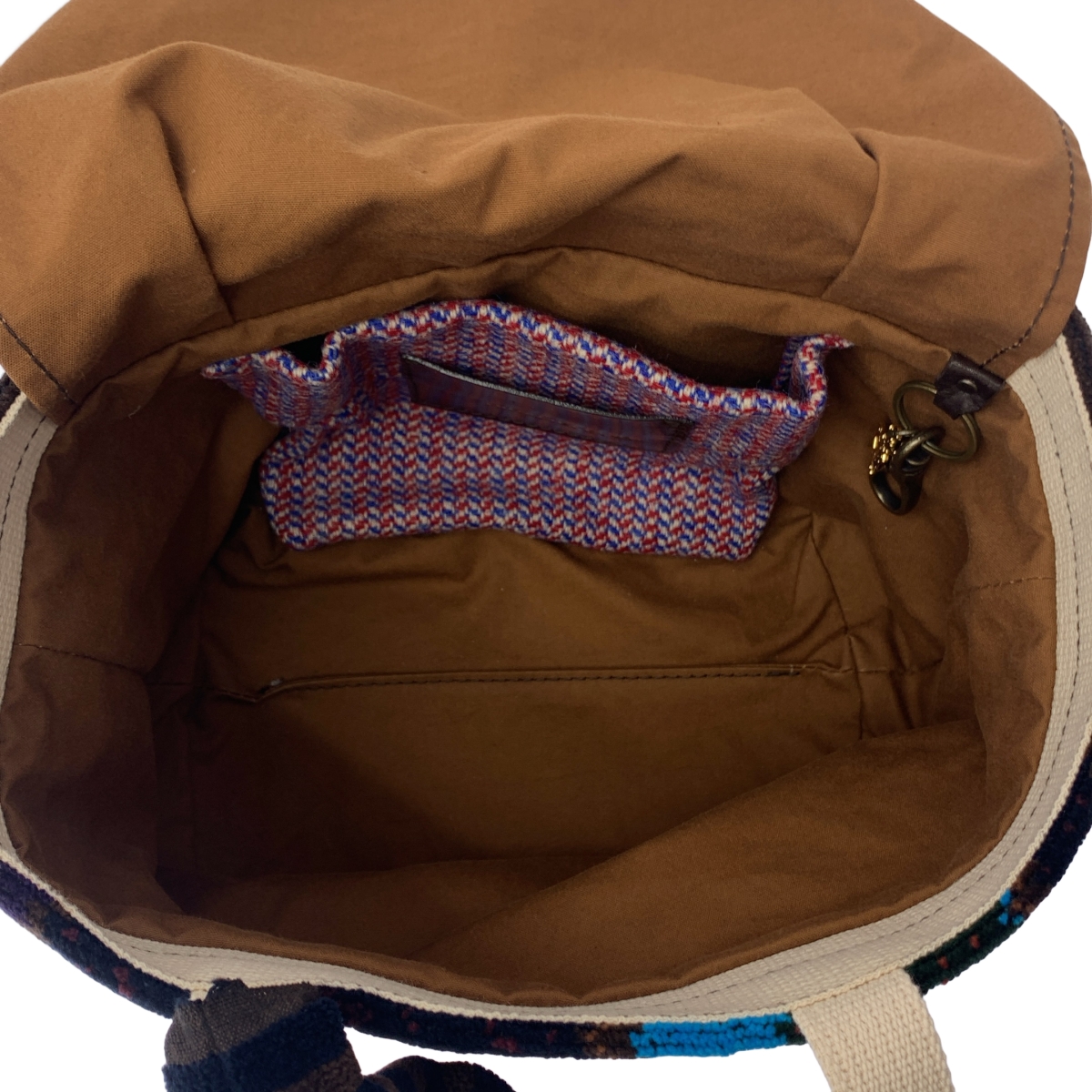 ebagos / エバゴス ワンポイントチャームロゴ ハンド トートバッグ