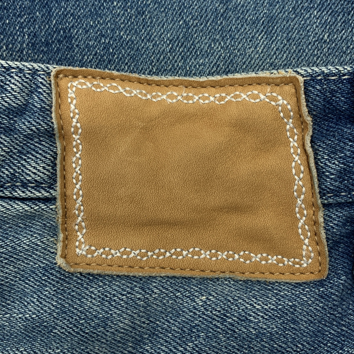 mina perhonen / ミナペルホネン always / オールウェイズ レザーパッチ セルビッチ デニムパンツ