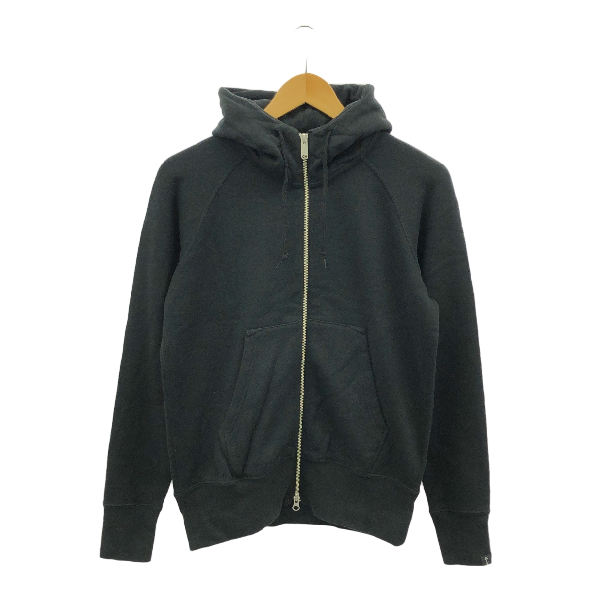 MHL. / エムエイチエルマーガレットハウエル