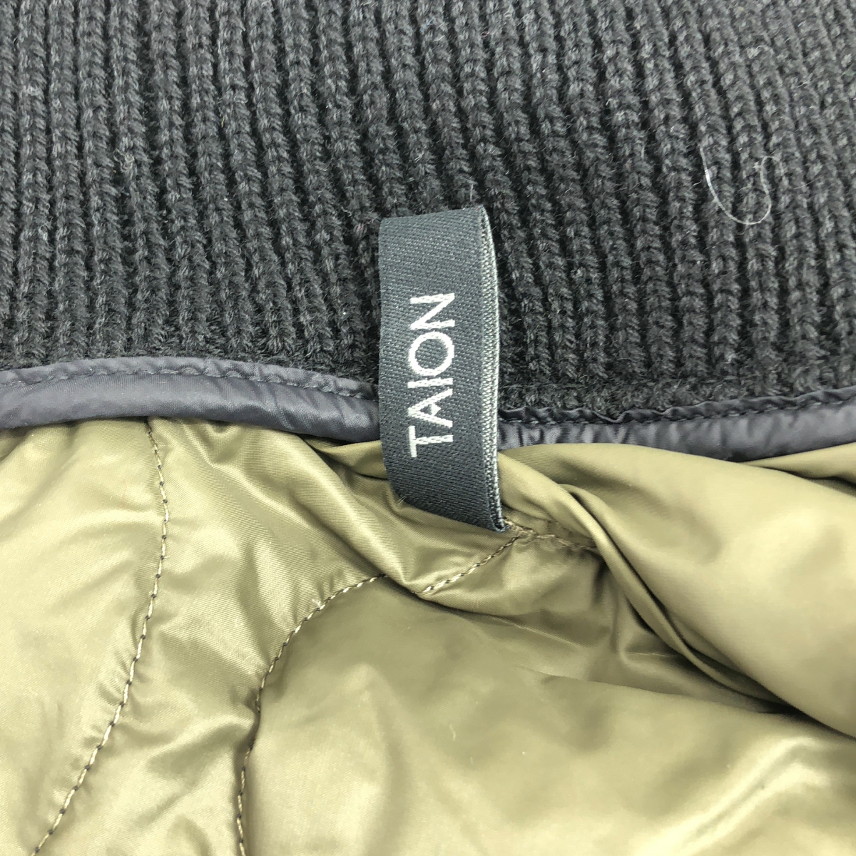 TAION / タイオン ニットスリーブ キルティング ナイロン ダウンジャケット