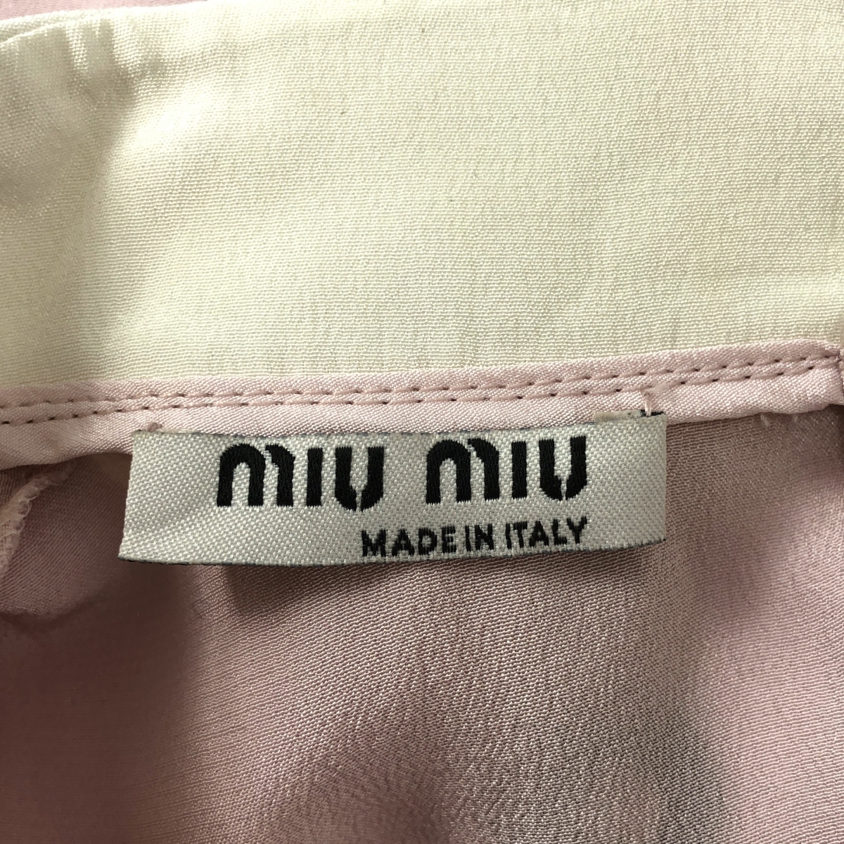 miu miu / ミュウミュウ バックボタン ノースリーブシャツ