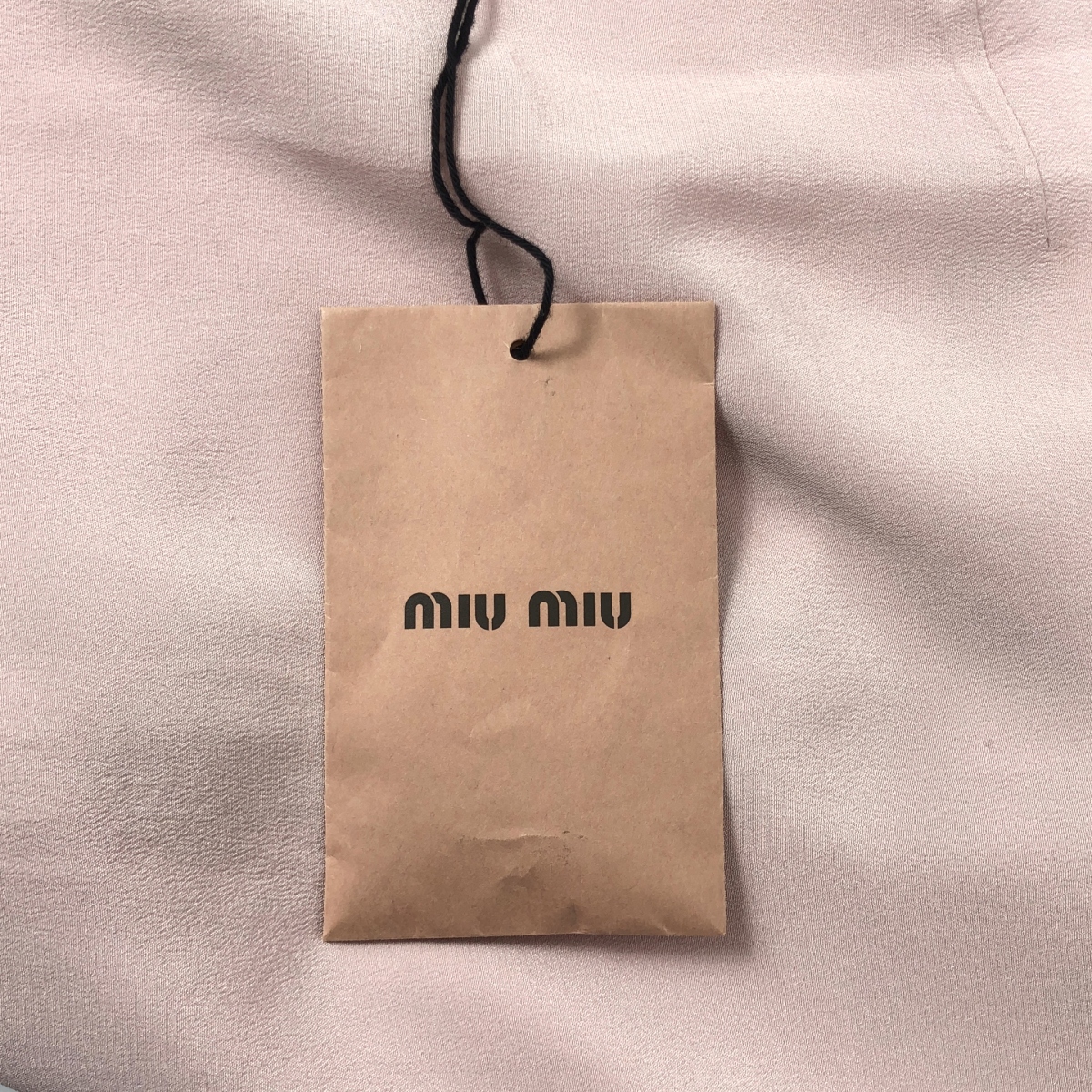 miu miu / ミュウミュウ バックボタン ノースリーブシャツ