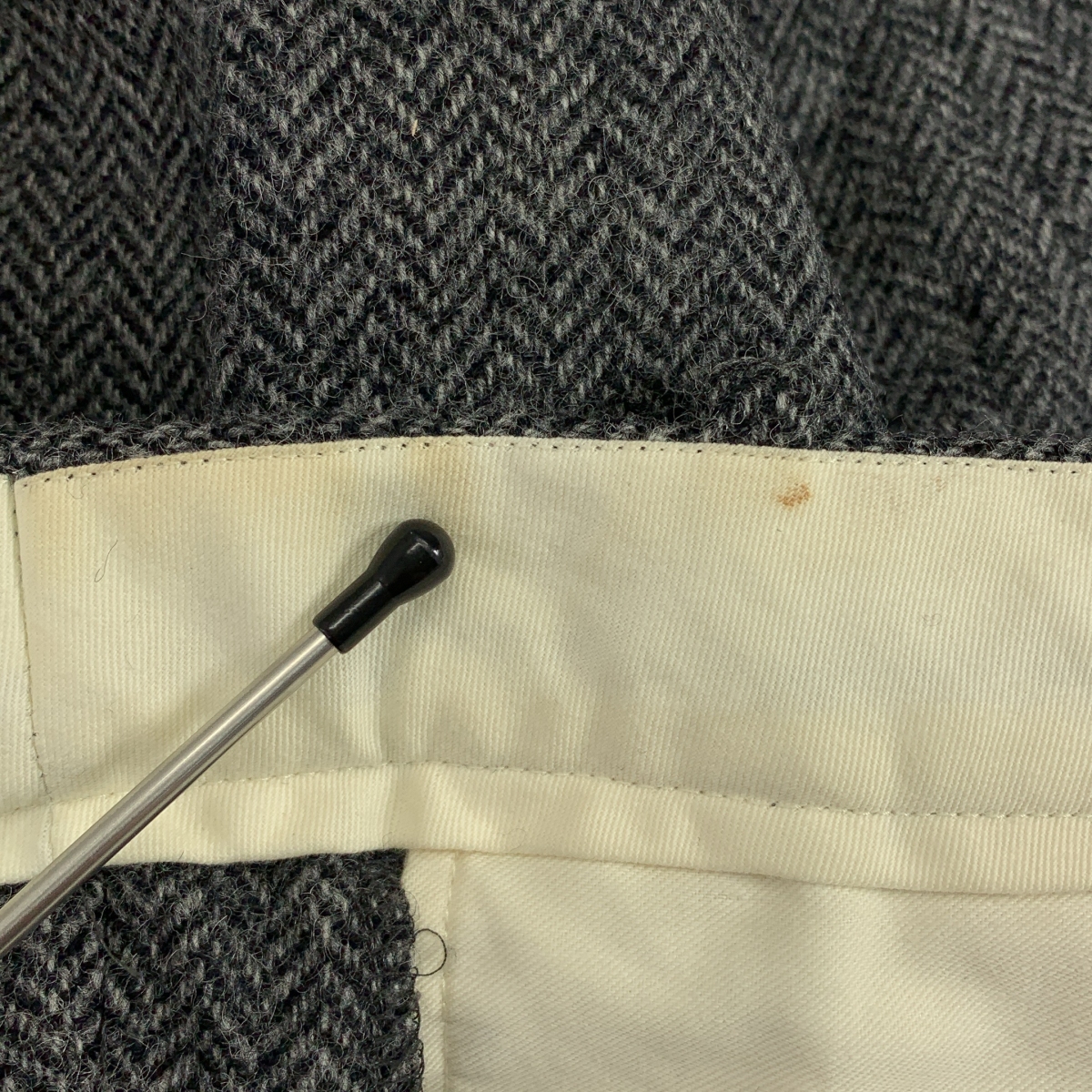 THOM BROWNE / トムブラウン ウール ヘリンボーンツイード レザーニーパッチ スラックス