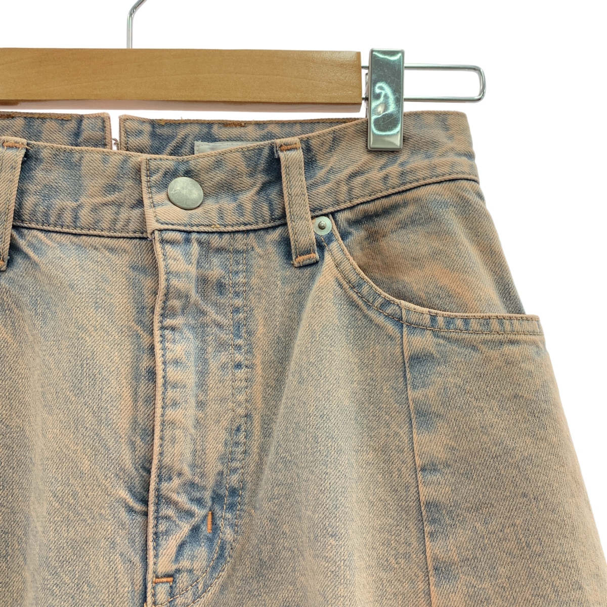 Chika Kisada / チカキサダ ロゴチャーム ブーツカット フレア ワイド デニムパンツ