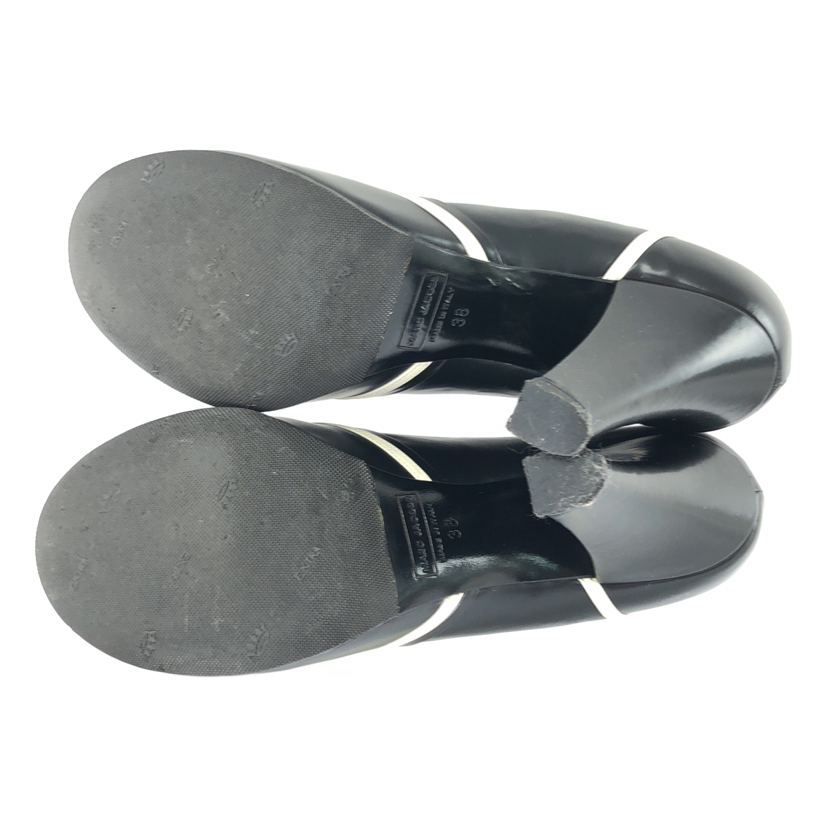 MARC JACOBS / マークジェイコブス パイピングディティール ラウンドトゥ ヒールパンプス