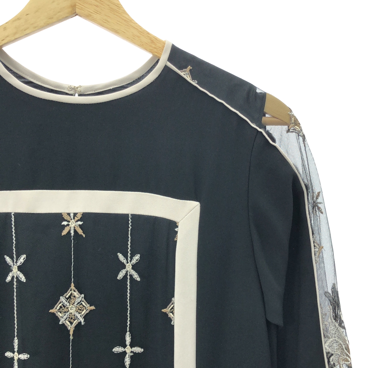 MURRAL / ミューラル framed flower dress 刺しゅう フラワー ドレス ワンピース